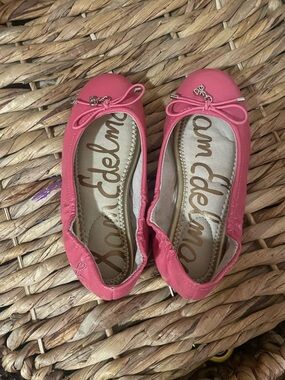 Sam Edelman Coral Pink Leather Ballet Flats for girls. 11 T.